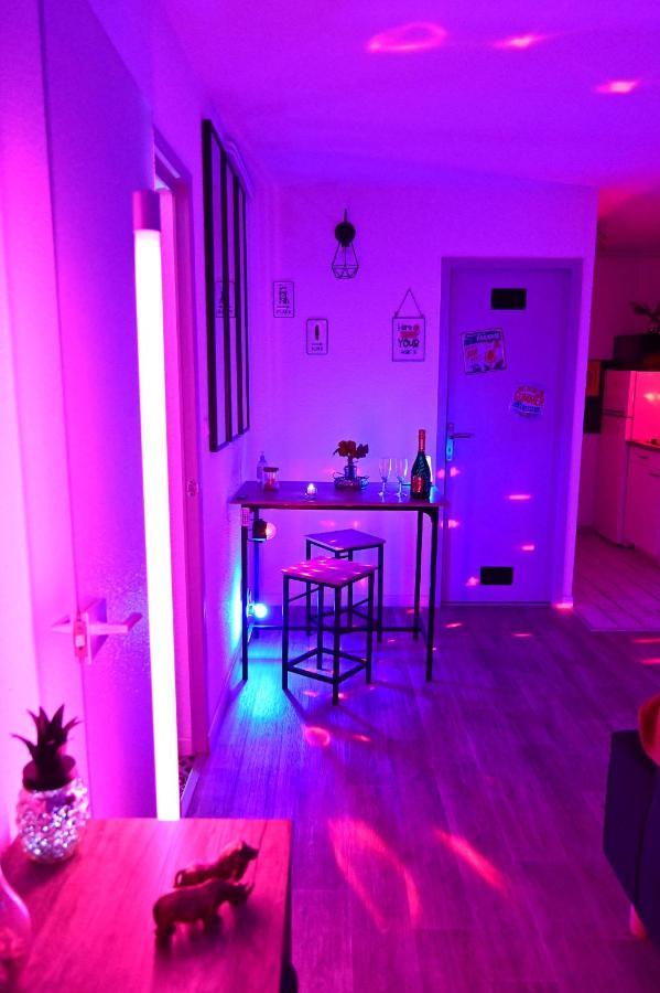 Luxe Sauna Privatif Et Grand Bain Jacuzzi A Deux A Biscarosse Plage Pour Nuit Romantique Avec Decoration Led Et Bougies Biscarrosse Eksteriør bilde