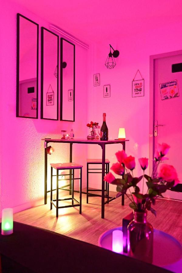 Luxe Sauna Privatif Et Grand Bain Jacuzzi A Deux A Biscarosse Plage Pour Nuit Romantique Avec Decoration Led Et Bougies Biscarrosse Eksteriør bilde